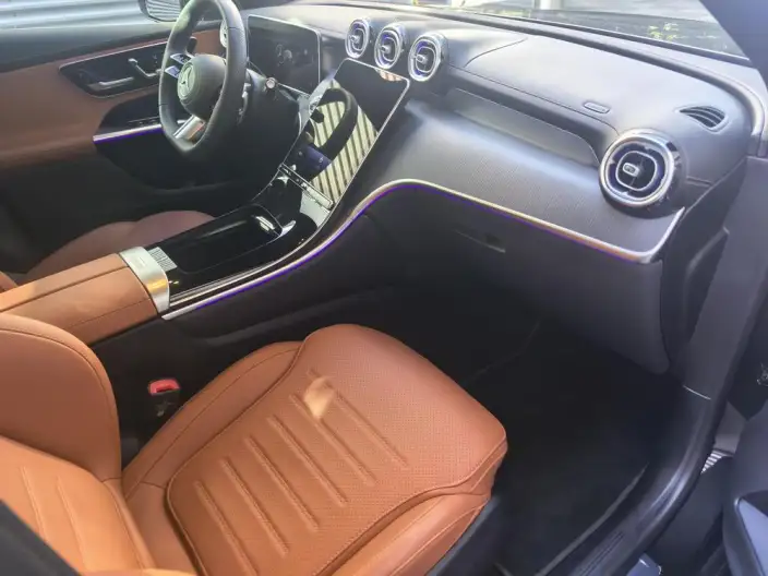 Mercedes-Benz GLC 2025 Model GLC 260 L 4MATIC Luxury Model 5 seat – фото 6