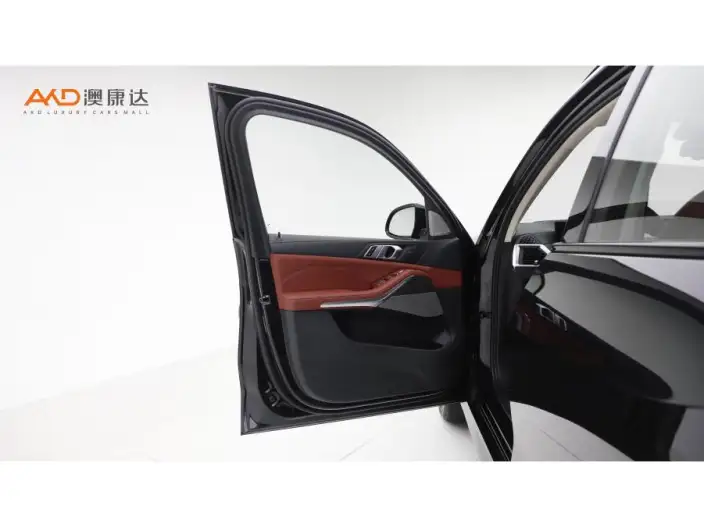 BMW X5 2023 Model xDrive30Li Exclusive Model M Sports Night Set – фото 9