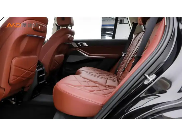 BMW X5 2023 Model xDrive30Li Exclusive Model M Sports Night Set – фото 10