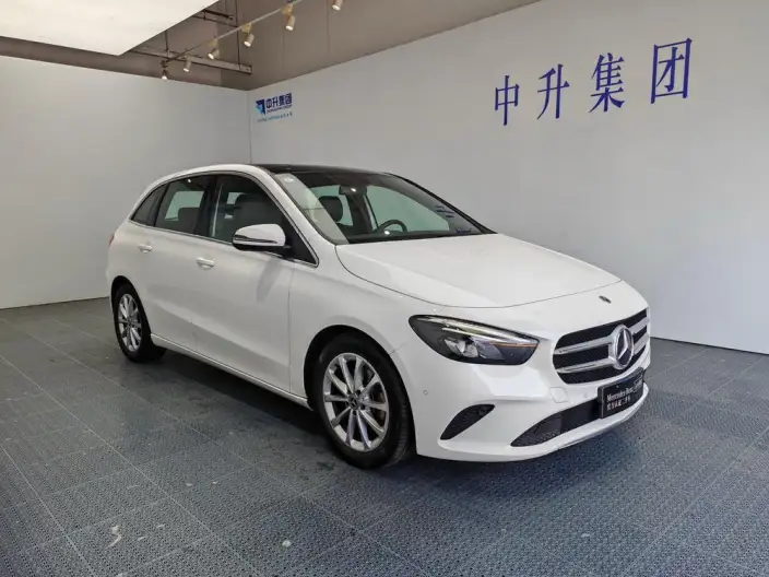 Mercedes-Benz B-Class 2022 Model Facelift B 200 Fashion Model – фото 3
