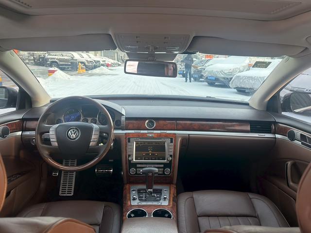 Phaeton 2012 модификация 3.0TDI Executive тип – фото 5