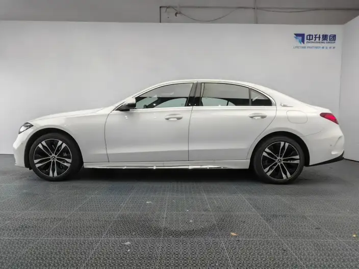 Mercedes-Benz C-Class PHEV 2024 Model Facelift C 350 eL – фото 4