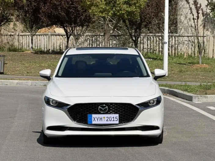 Mazda3 Axela 2021 Model 2.0L Automatic Zhi Shine Edition