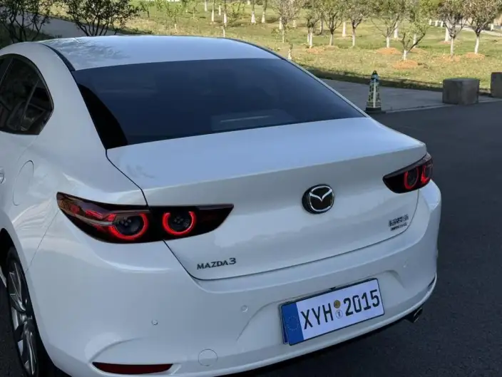 Mazda3 Axela 2021 Model 2.0L Automatic Zhi Shine Edition – фото 9