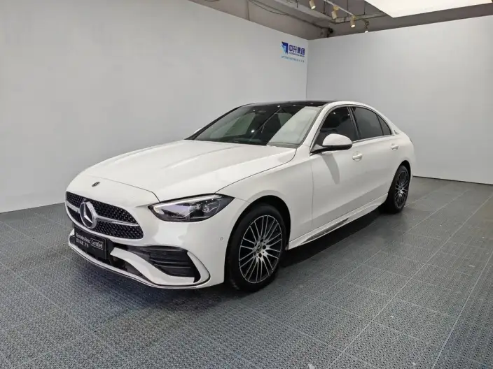 Mercedes-Benz C-Class 2024 Model C 260 L Sports Edition – фото 1