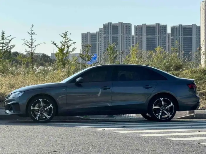 Audi A4 L 2024 Model 40 TFSI Luxury Dynamic Model