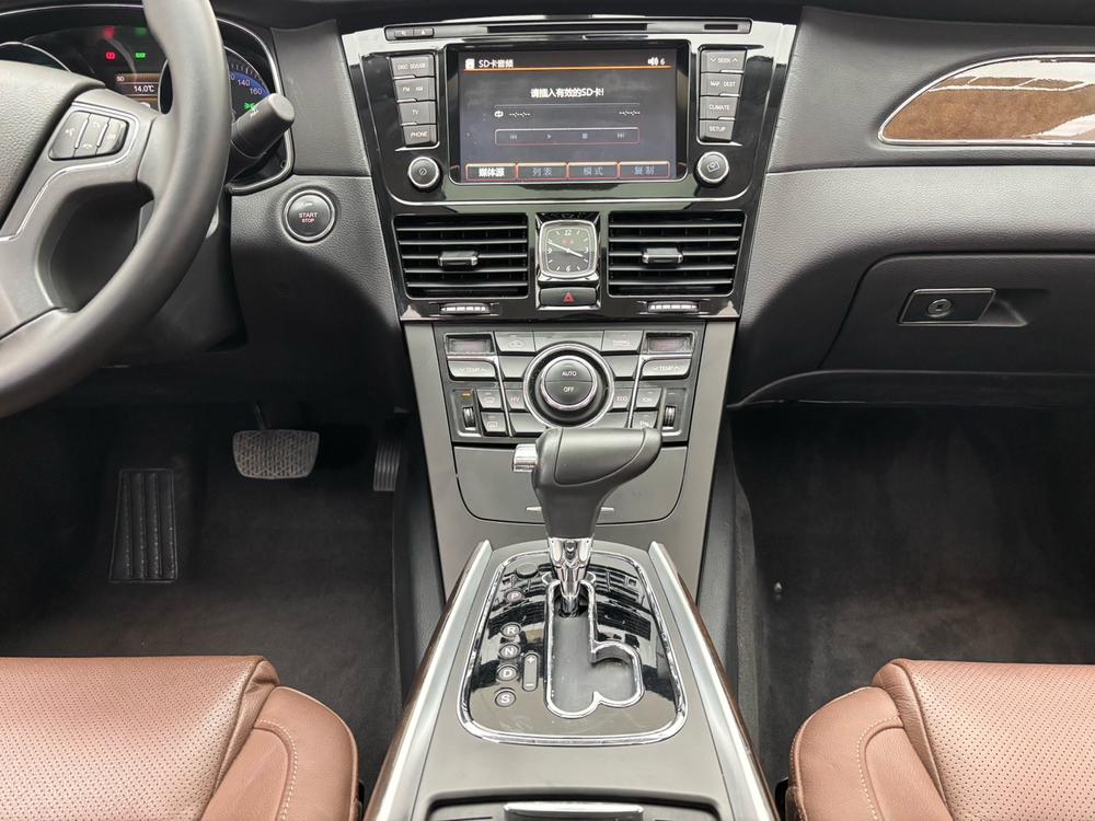 Hongqi H7 2017 модификация 2.0T Prestige – фото 10