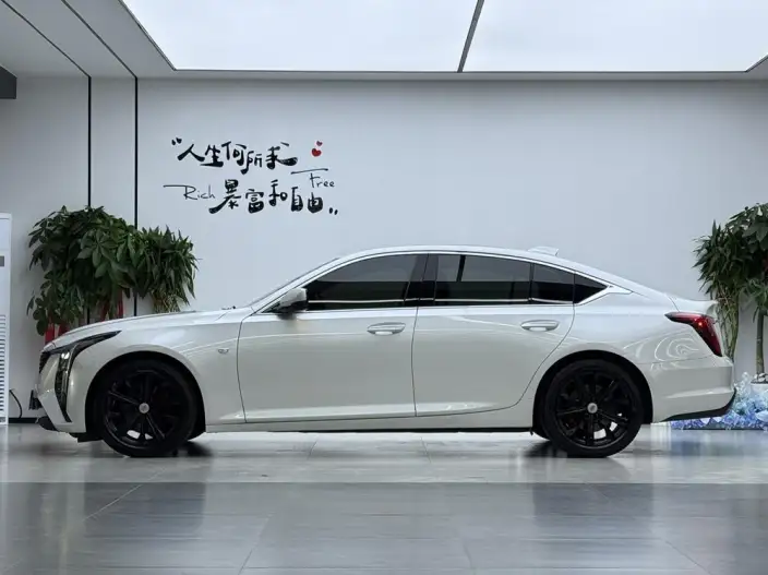 Cadillac CT5 2024 Model 28T Luxury Model Pro