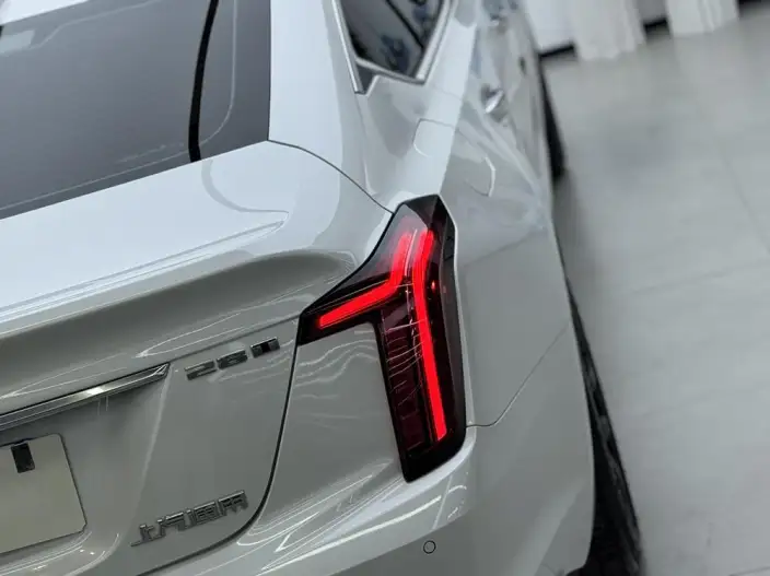 Cadillac CT5 2024 Model 28T Luxury Model Pro – фото 8