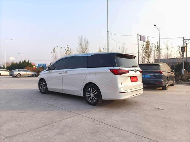 Buick GL8 2020 ES Land Premium 653T Premium – фото 7