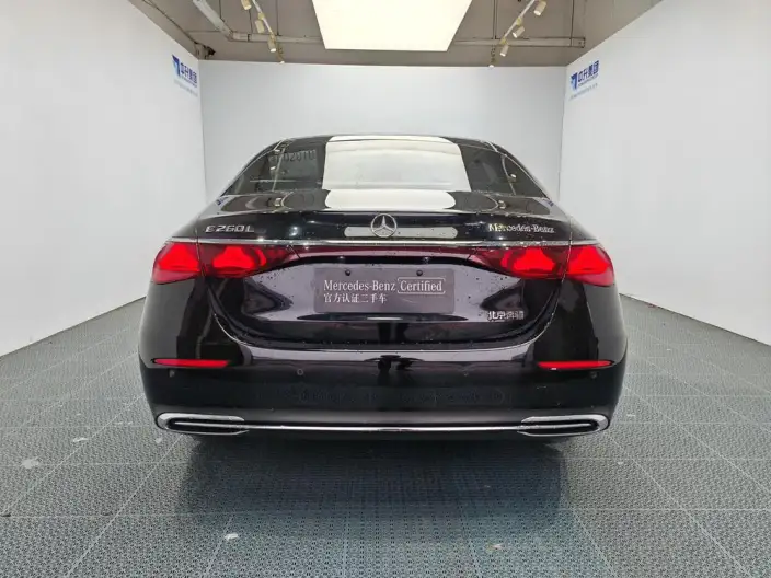 Mercedes-Benz E-Class 2025 Model E 260 L sedan – фото 6