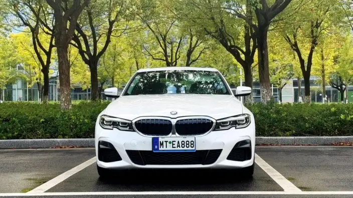 BMW 3 Series 2022 Model Facelift 320Li M Sports Set – фото 2