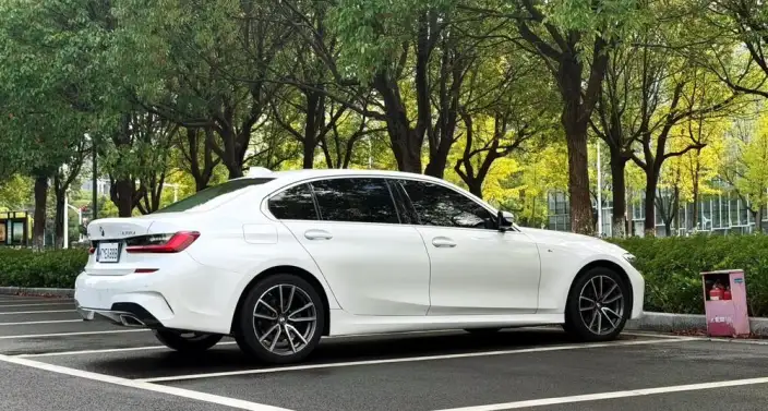 BMW 3 Series 2022 Model Facelift 320Li M Sports Set – фото 6