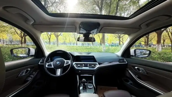 BMW 3 Series 2022 Model Facelift 320Li M Sports Set – фото 9