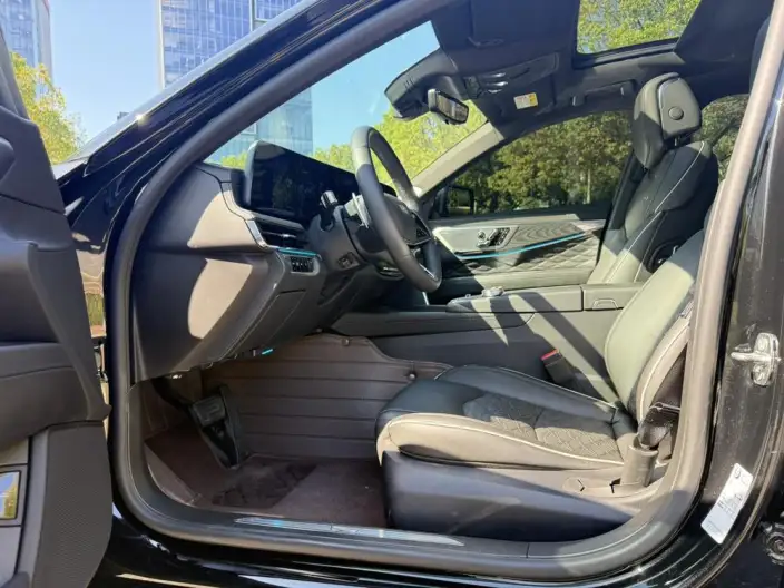 Cadillac CT6 2023 Model 28T Noble Model – фото 8