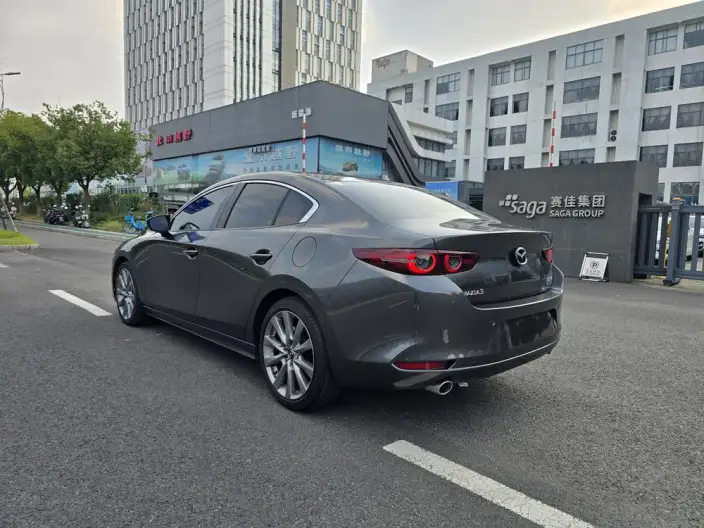 Mazda3 Axela 2021 Model 2.0L Automatic Zhi Ya Edition