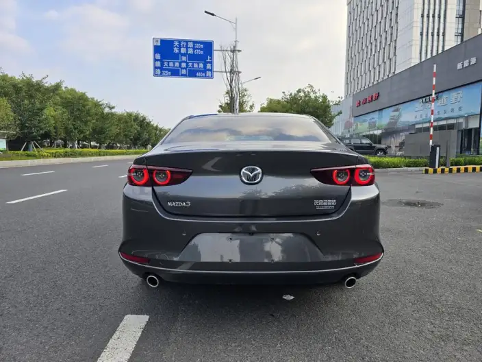 Mazda3 Axela 2021 Model 2.0L Automatic Zhi Ya Edition – фото 5