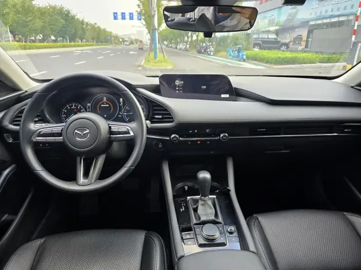 Mazda3 Axela 2021 Model 2.0L Automatic Zhi Ya Edition – фото 7