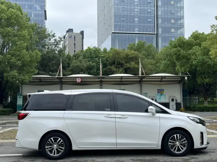 Buick GL8 2023 Model ES Luzun 2.0T Exclusive Model – фото 7
