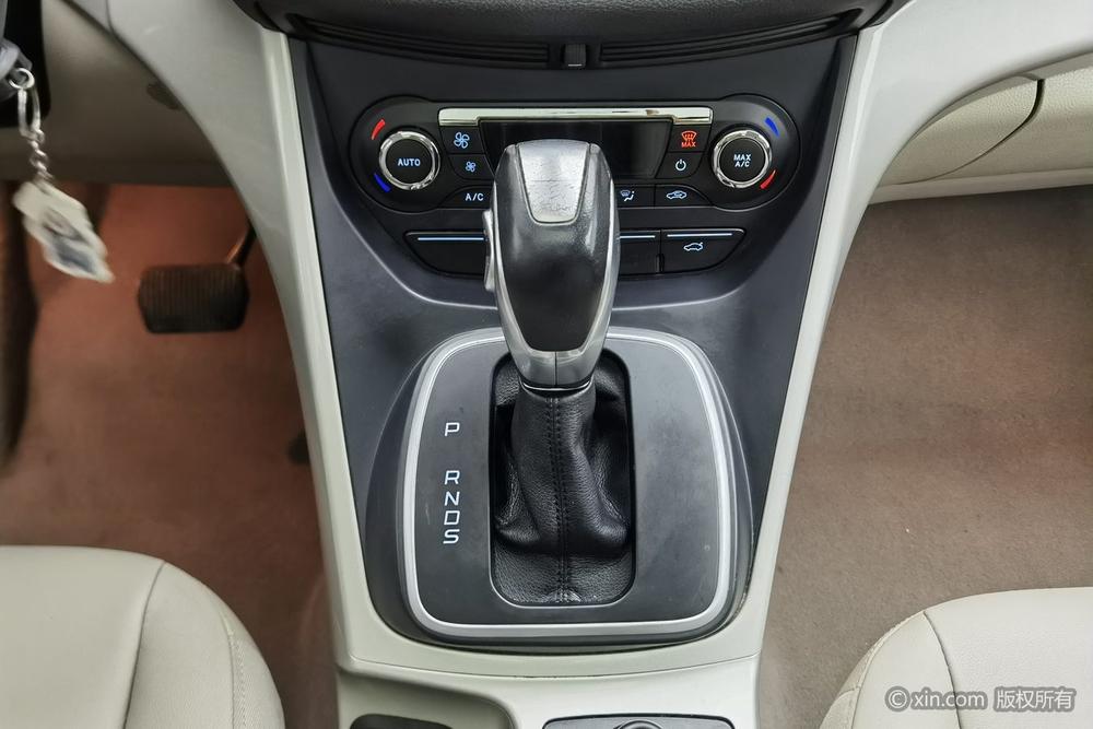 Ford Kuga 2013 1.6L GTDi AWD Elite – фото 14