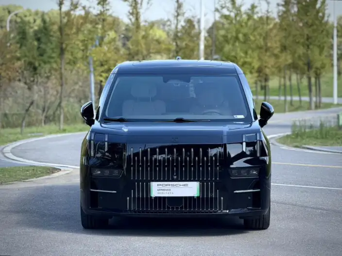 ZEEKR 009 2023 Model Facelift WE Edition