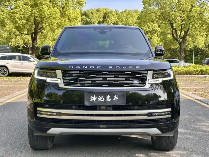Range Rover 2023 Model 3.0 L6 400PS Shengshi VII seat Extended Edition