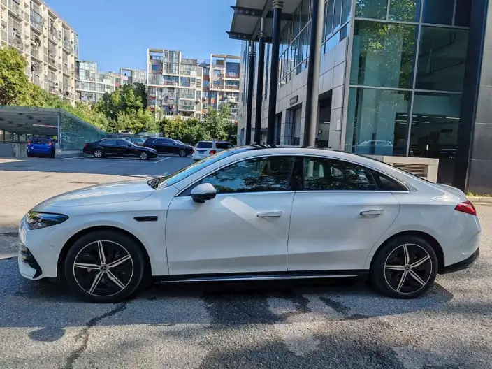 Mercedes-Benz CLA EV 2026 Model CLA 300 L Ultra-long Endurance Ling Smart Edition – фото 4