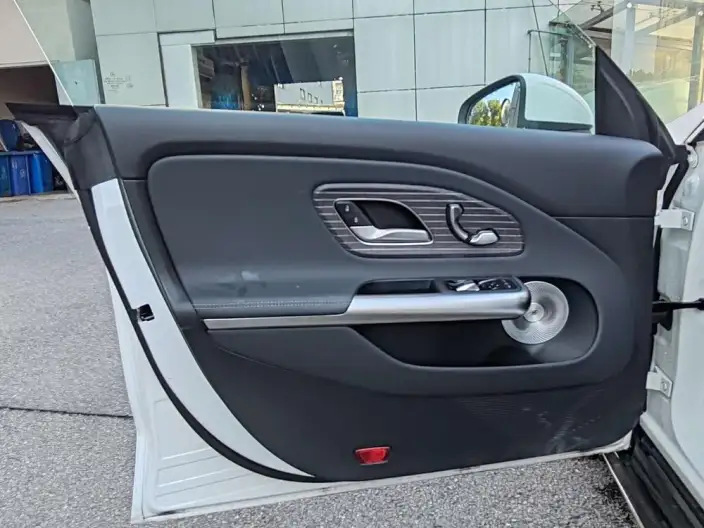 Mercedes-Benz CLA EV 2026 Model CLA 300 L Ultra-long Endurance Ling Smart Edition – фото 9