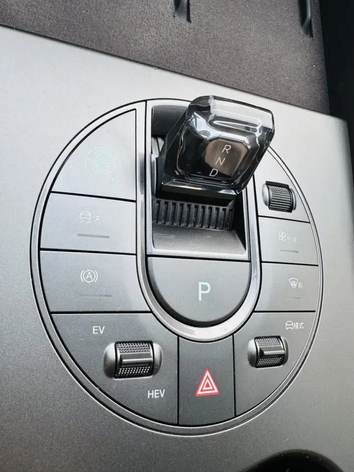 BYD Seal 06 DM 2024 Model DM-i 80KM Luxury Model – фото 9
