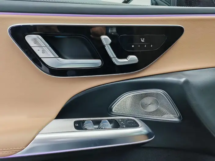 Mercedes-Benz E-Class Imported 2025 Model E 300 Fashion Model Sports Edition – фото 9