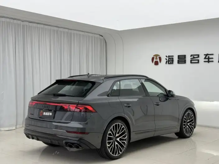 AUDI SQ8 2026 Model 4.0 TFSI quattro – фото 6