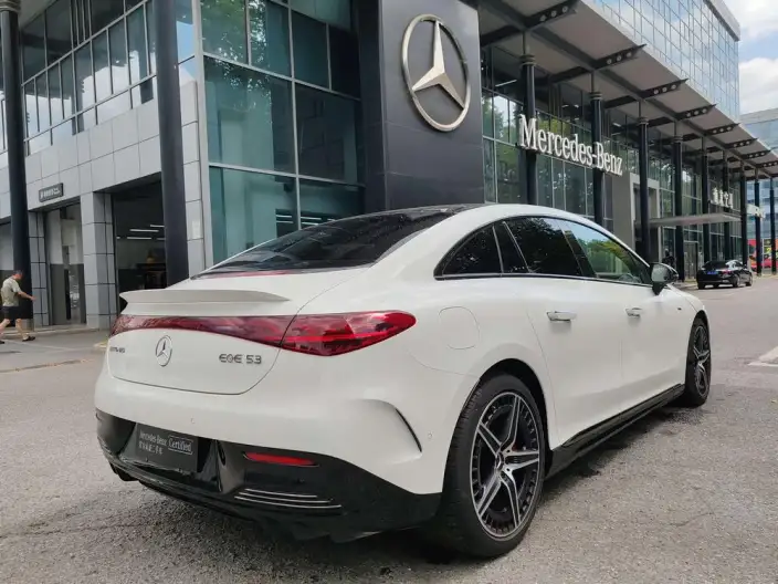 Mercedes-Benz EQE AMG 2024 Model EQE 53 4MATIC+ – фото 7