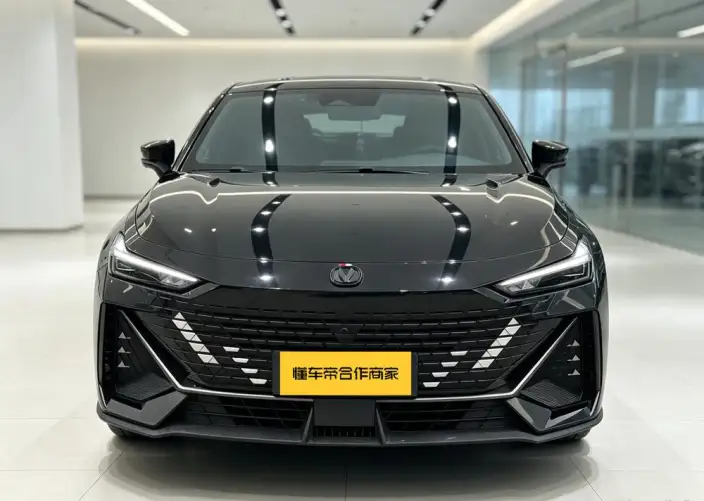 Changan UNI-V 2023 Model 1.5T Exclusive Model