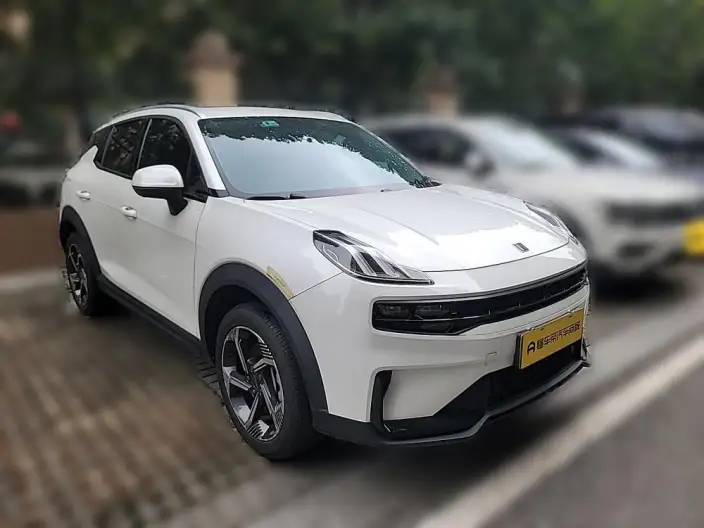 Lynk & Co 06 EM-P 2023 Model PHEV Remix Pro