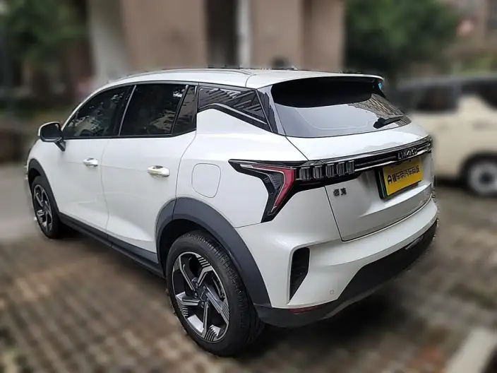 Lynk & Co 06 EM-P 2023 Model PHEV Remix Pro