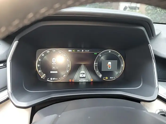 Lynk & Co 06 EM-P 2023 Model PHEV Remix Pro – фото 6