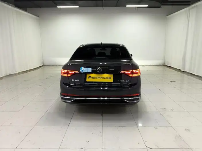 Volkswagen Sagitar 2023 Model 300TSI DSG Superior Edition – фото 6