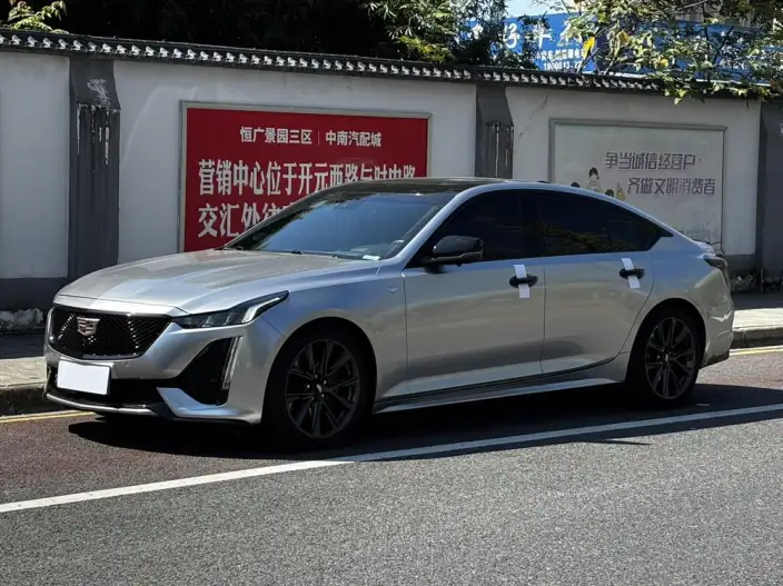 Cadillac CT5 2023 Model 28T Noble Model