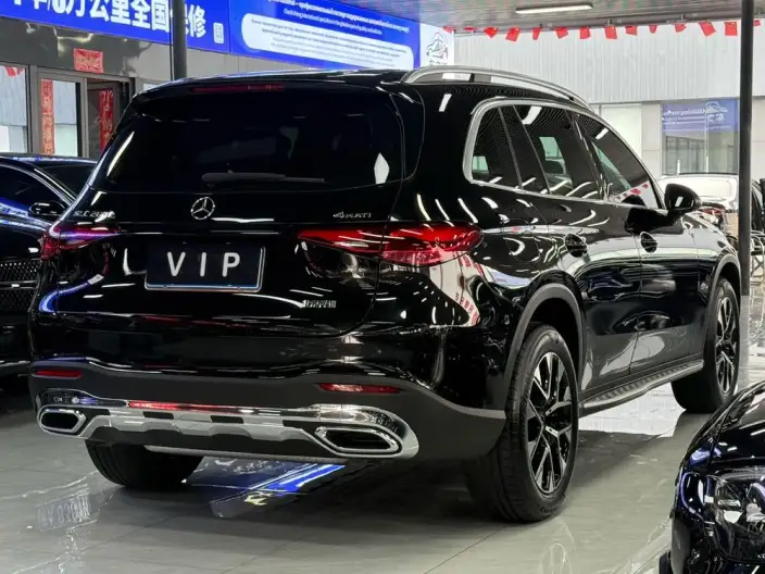 Mercedes-Benz GLC 2023 Model GLC 260 L 4MATIC Dynamic Model 5 seat – фото 6