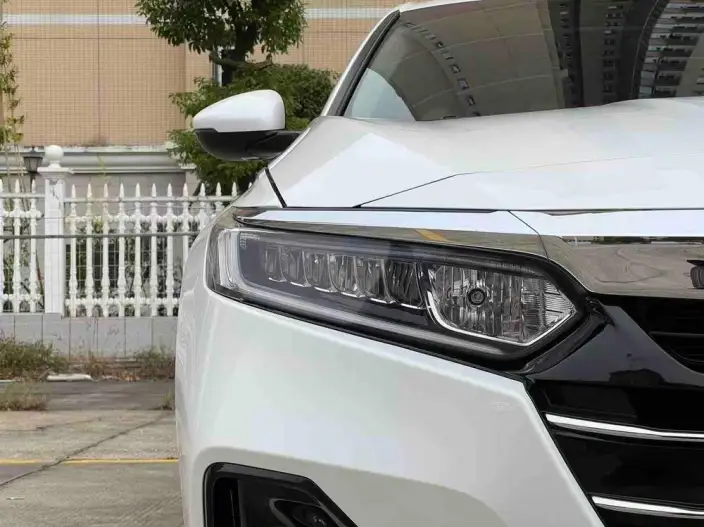 Honda Accord 2022 Model 260TURBO Deluxe Edition – фото 9