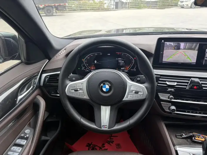 BMW 5 Series 2022 Model Facelift II 525Li M Sports Set – фото 10