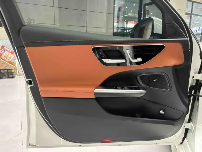 Mercedes-Benz C-Class 2023 Model C 260 L Sports Edition – фото 10