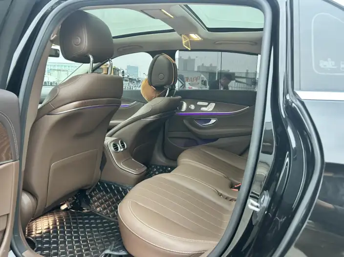 Mercedes-Benz E-Class 2023 Model E 300 L Luxury Model sedan – фото 9