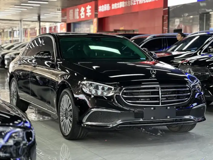 Mercedes-Benz E-Class 2023 Model E 300 L Luxury Model sedan – фото 3