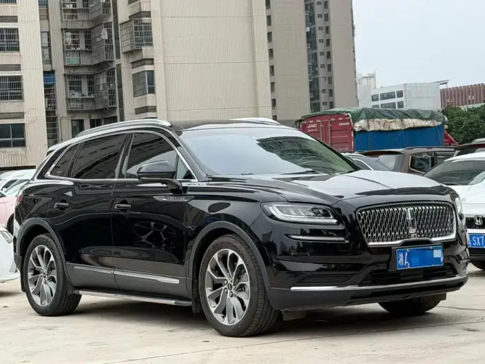 Nautilus 2021 Model 2.0T 4WD Zunya Edition