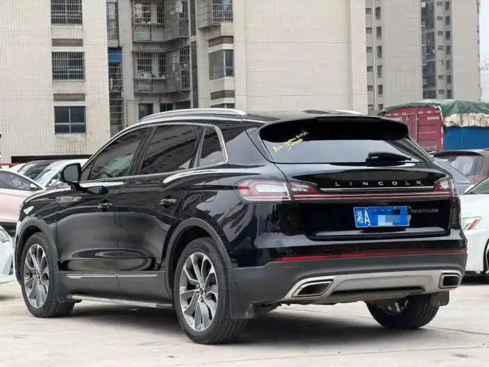 Nautilus 2021 Model 2.0T 4WD Zunya Edition