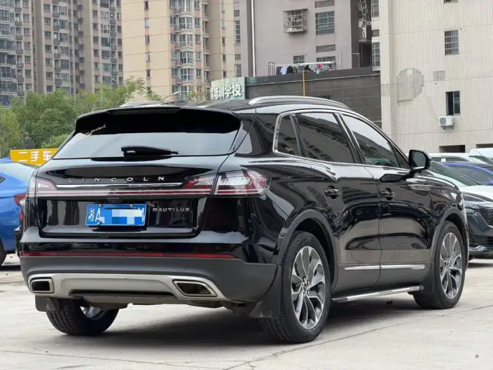 Nautilus 2021 Model 2.0T 4WD Zunya Edition – фото 6