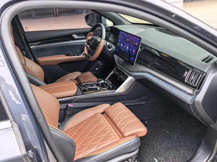 BYD Tang DM 2021 Model DM-i 1.5T 112KM Zunrong Model – фото 9