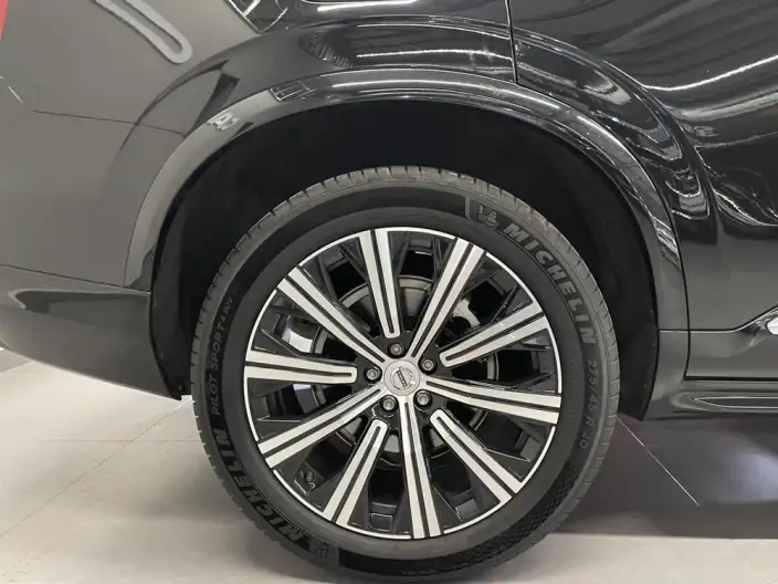 Volvo XC90 2023 Model B5 Zhixing Deluxe Edition 5 seat – фото 9