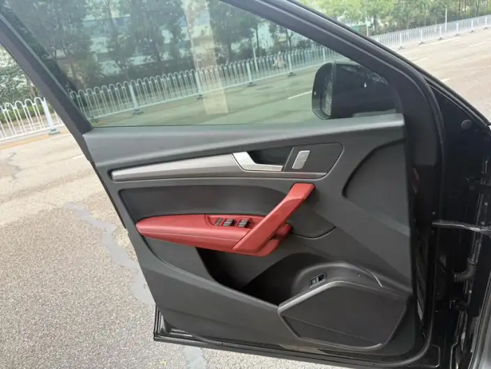Audi Q5L 2024 Model 40TFSI Luxury Dynamic Model